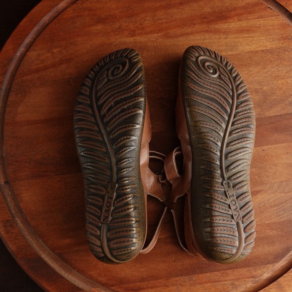 Naot Shoes WMS SZ EU 40 US 9 Brown Arataki Leather Slingback Comfort Flat Shoes - Picture 12 of 15